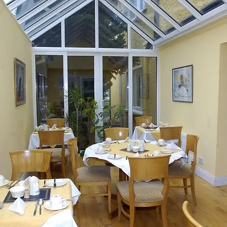 Ardree House Nocleg ze śniadaniem 4*