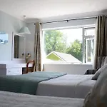 Alojamento de Acomodação e Pequeno-almoço Ardree House 4*