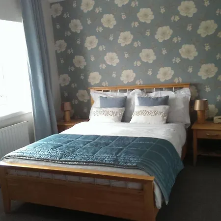 Ardree House Bed & Breakfast 4*