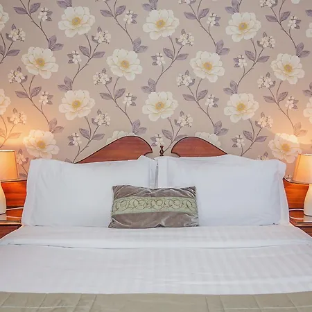 Ardree House Bed and Breakfast 4*